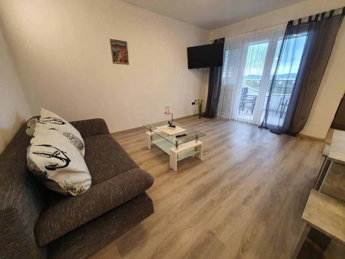 Apartments Villa M&M 2 Бибине Екстериор снимка