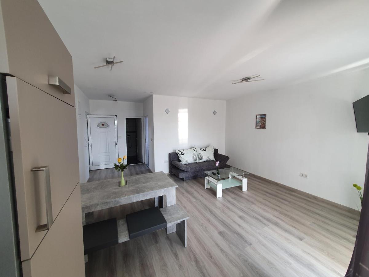 Apartments Villa M&M 2 Бибине Екстериор снимка